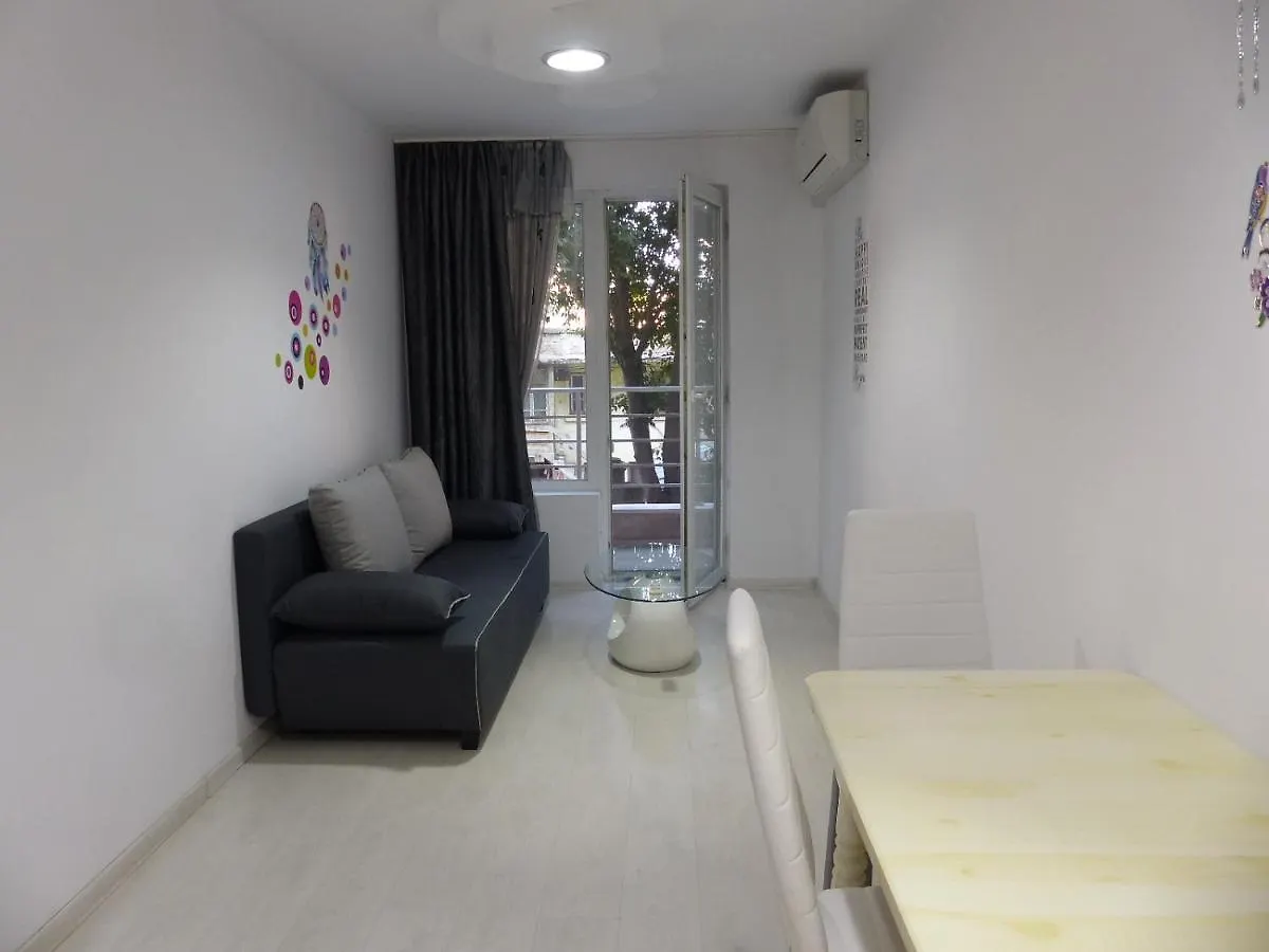 Apartament Holiday Бургас Апартаменты