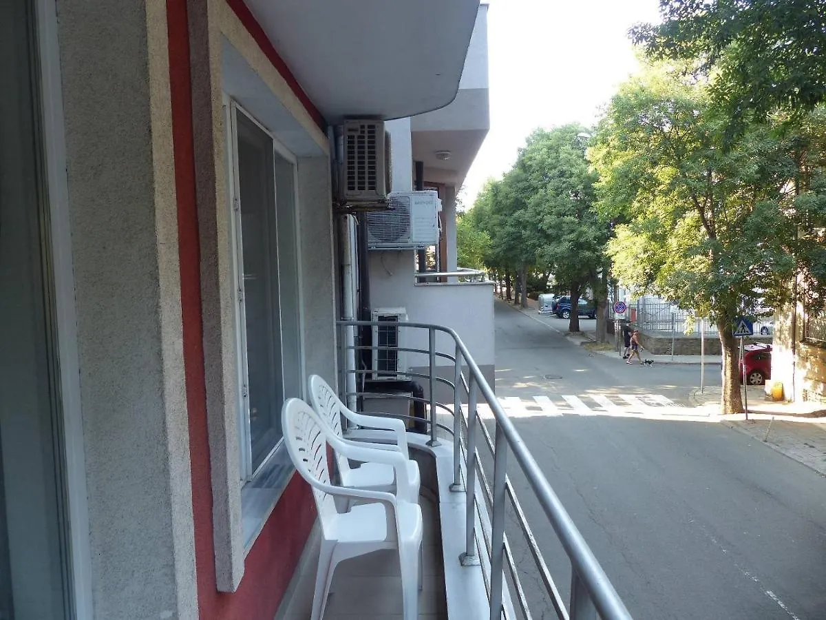 Apartament Holiday Бургас Болгария
