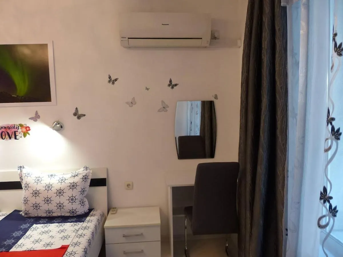 Apartament Holiday Бургас Апартаменты