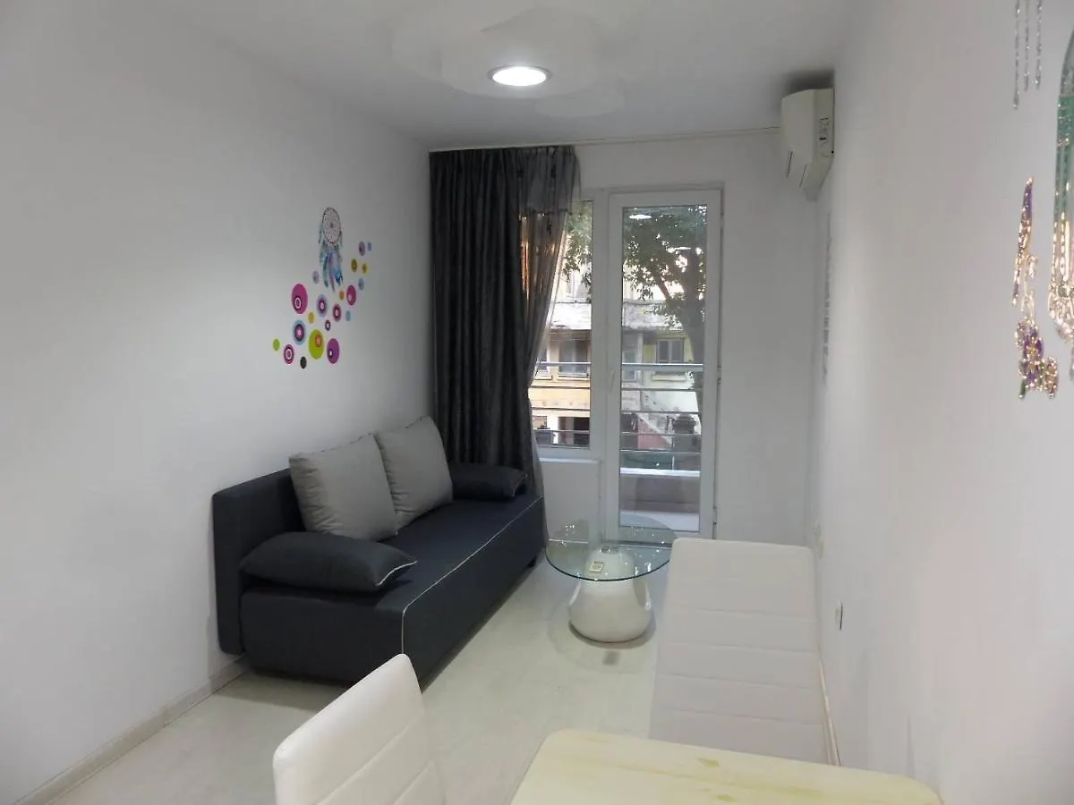 Apartament Holiday Burgas 0*,